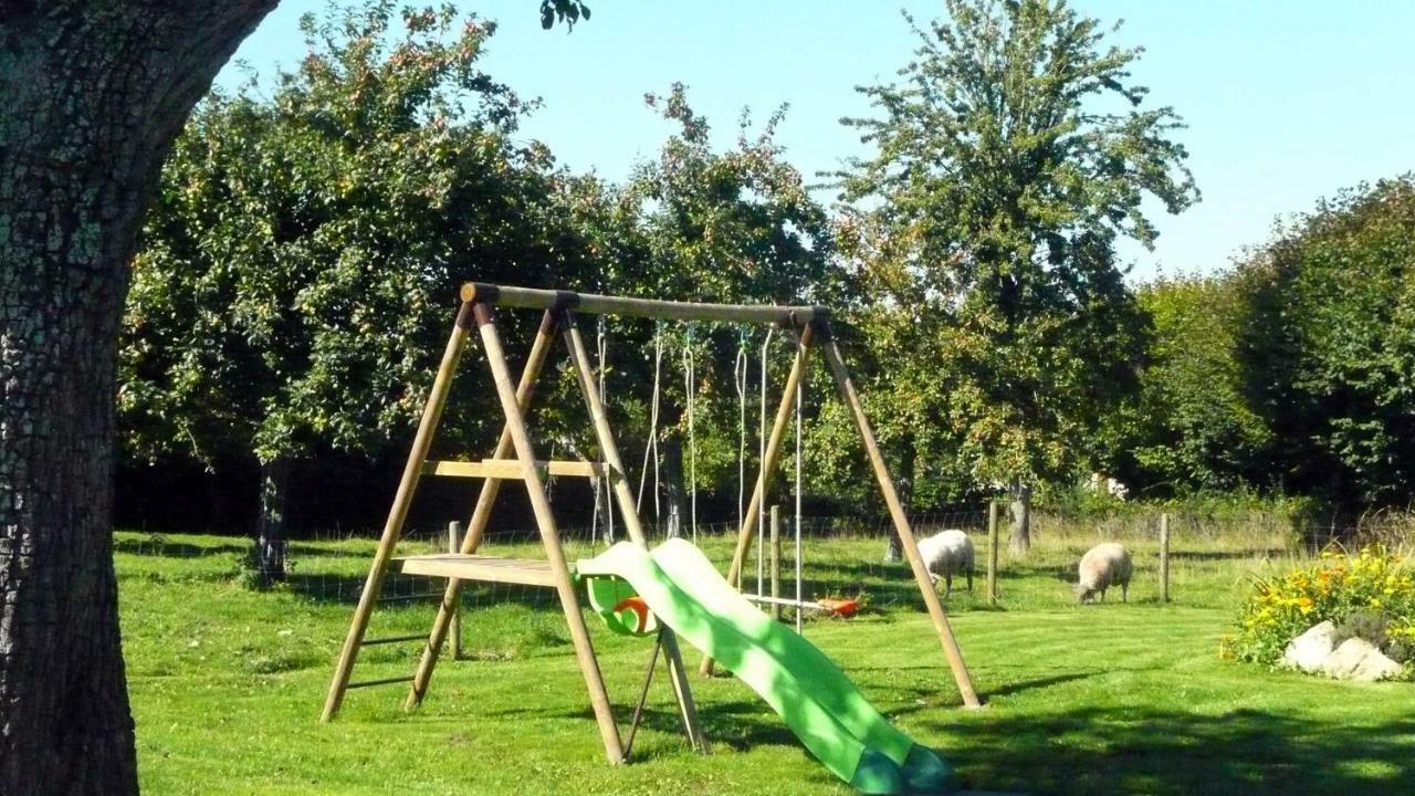 Gite De La Cour Vautier Mandeville-en-Bessin ภายนอก รูปภาพ